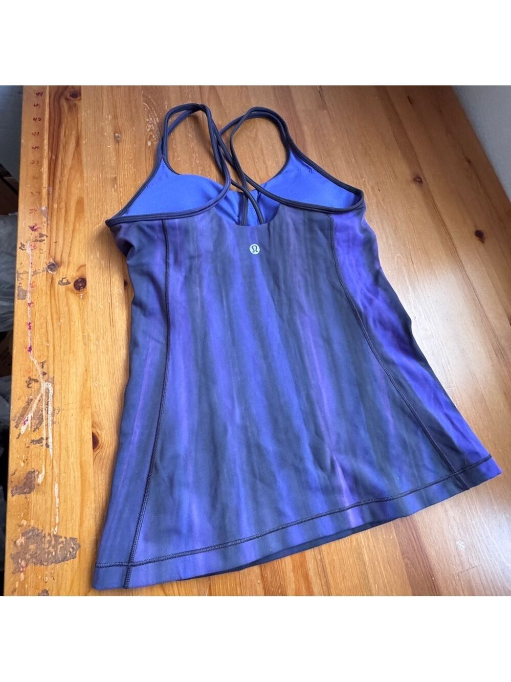 Lululemon purple racer back tank top with built in bra size 6 NWOT - Picture 10 of 13